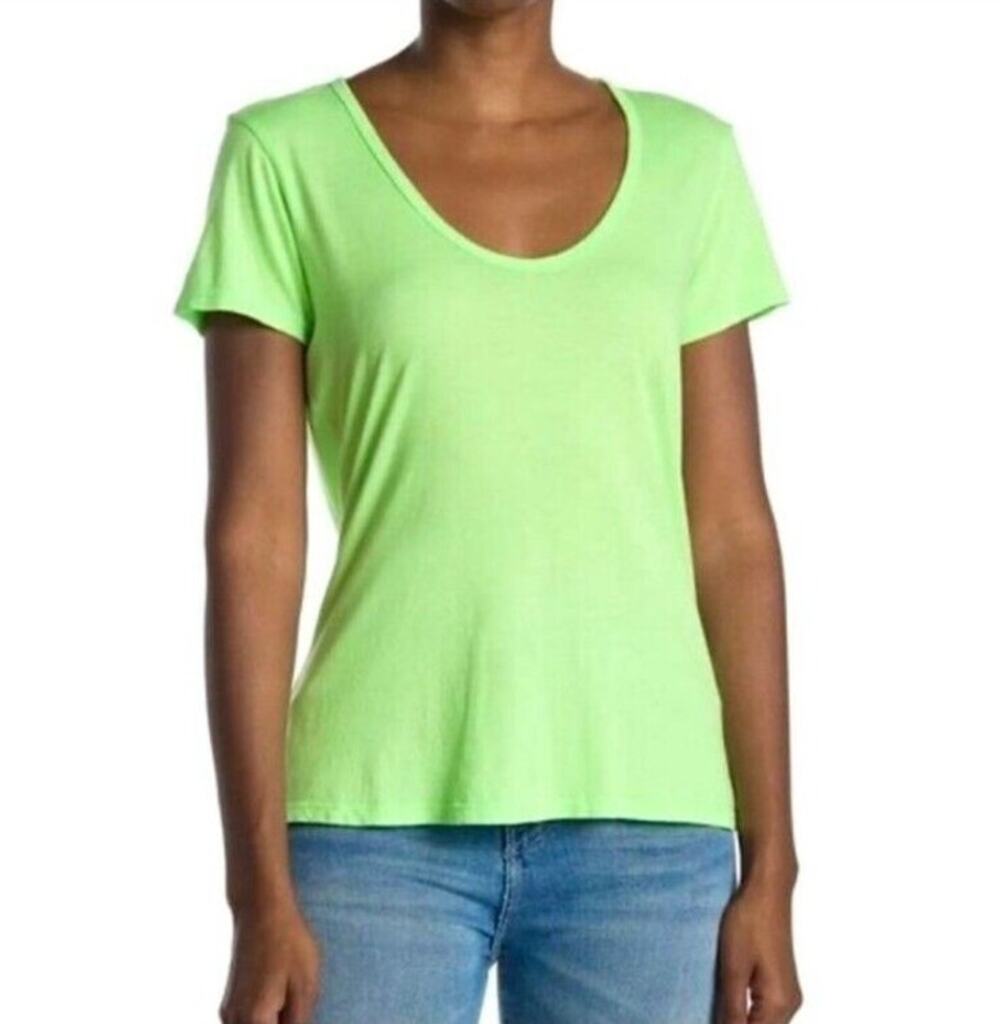 Sundry Pop Lime Green Scoop Neck Short Sleeve Basic Tee 2 Medium NEW